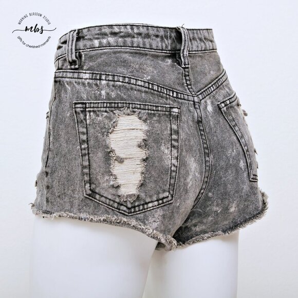 Mink Pink Thrashed Cutoff Distressed High Waist Fray Hem Button Fly Denim Shorts - Picture 7 of 14